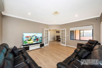 Listing image for 7 Palatine Crescent, Canning Vale  WA  6155