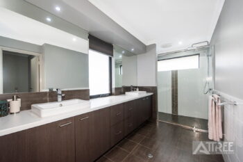 Listing image for 5 Appleton Road, Piara Waters  WA  6112