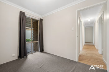 Listing image for 2/208 Burslem Drive, Maddington  WA  6109