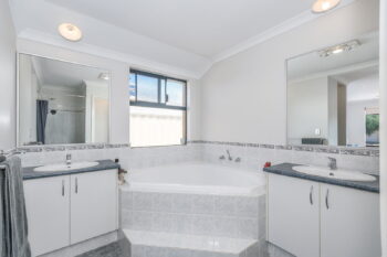 Listing image for 14 Granada Loop, Canning Vale  WA  6155