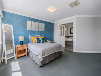 Listing image for 12 Luton Court, Canning Vale  WA  6155