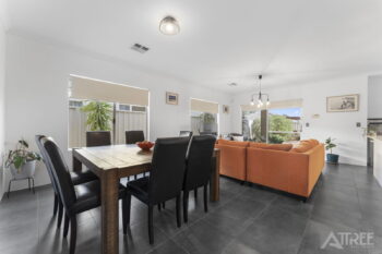 Listing image for 21 Windcrest Way, Meadow Springs  WA  6210