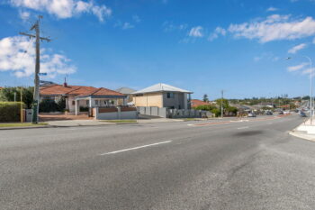 Listing image for 130 Flinders Street, Yokine  WA  6060
