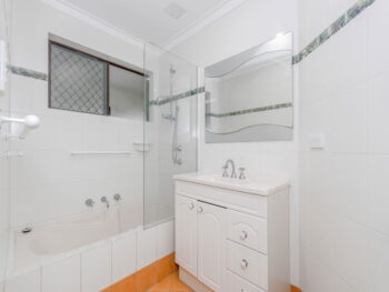 Listing image for 14 Dwyer Crescent, Gosnells  WA  6110