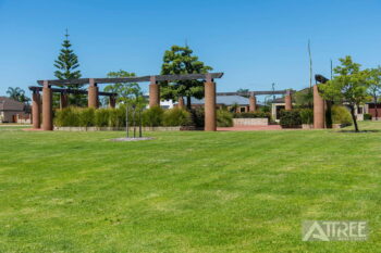 Listing image for 5 Glentrool Gardens, Canning Vale  WA  6155