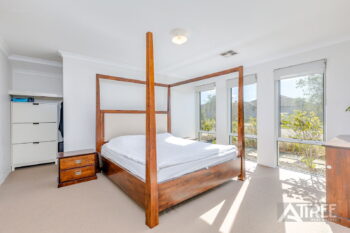 Listing image for 19 Chatham Way, Harrisdale  WA  6112