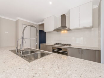 Listing image for 8 Evandale Way, Harrisdale  WA  6112