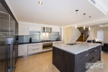 Listing image for 6 Bottrell Way, Canning Vale  WA  6155