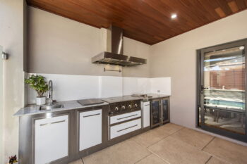 Listing image for 10 Rochford Street, Canning Vale  WA  6155