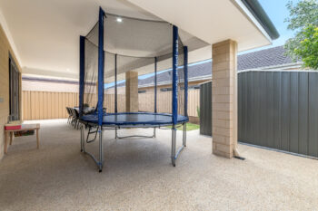 Listing image for 40 Middle Parkway, Canning Vale  WA  6155