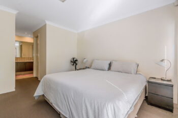 Listing image for 6 Garron Rest, Canning Vale  WA  6155