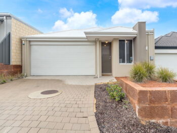 Listing image for 8 Boranup Rise, Piara Waters  WA  6112