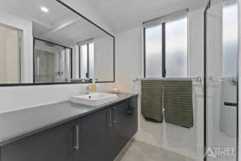 Listing image for 10 Dimer Way, Hammond Park  WA  6164