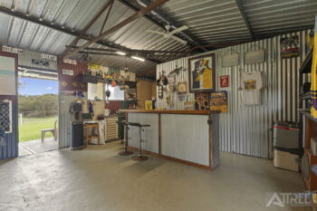 Listing image for 40 Springfields Close, Banjup  WA  6164