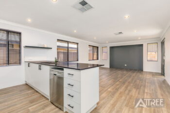 Listing image for 21 Warbler Drive, Martin  WA  6110