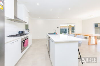 Listing image for 39 Clementine Boulevard, Treeby  WA  6164