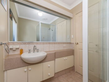 Listing image for 2 Hidcote Nook, Canning Vale  WA  6155