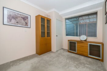 Listing image for 7 Bauxite Road, Treeby  WA  6164