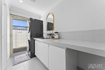Listing image for 21 Lucas Loop, Canning Vale  WA  6155