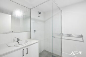 Listing image for 12/2 Delaronde Drive, Success  WA  6164