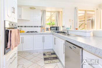 Listing image for 76 McLean Road, Canning Vale  WA  6155