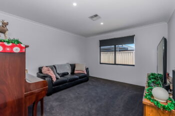 Listing image for 5 Mayo Place, Gosnells  WA  6110