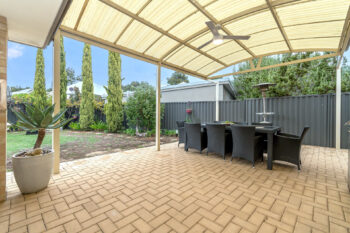 Listing image for 10 Counihan Bend, Harrisdale  WA  6112