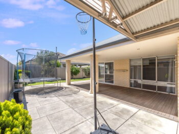 Listing image for 20 Kersley Loop, Harrisdale  WA  6112