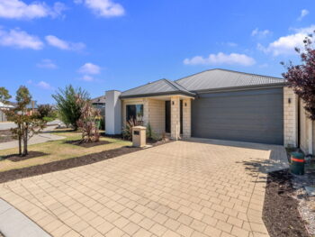 Listing image for 5 Sheaf Way, Harrisdale  WA  6112