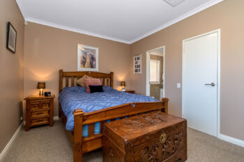 Listing image for 2 Feltbush Mews, Canning Vale  WA  6155