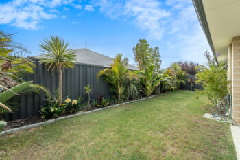 Listing image for 6 Wintergreen Crescent, Treeby  WA  6164