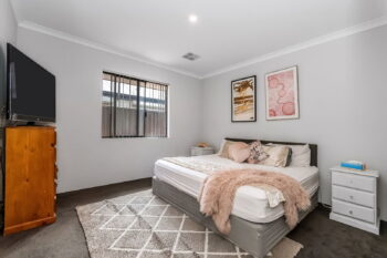 Listing image for 5 Mandalup Road, Haynes  WA  6112