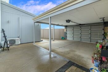 Listing image for 6 Grandis Bend, Southern River  WA  6110