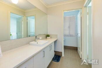 Listing image for 7 Wolfson Way, Piara Waters  WA  6112