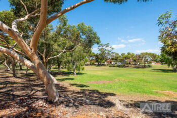 Listing image for 10 Kinnerton Gardens, Canning Vale  WA  6155