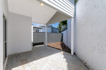 Listing image for 15 Ozone Parade, Trigg  WA  6029