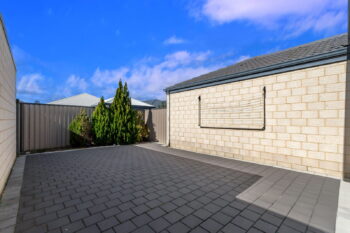 Listing image for 18 Miramar Way, Piara Waters  WA  6112