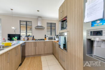 Listing image for 10 Cornforth Way, Piara Waters  WA  6112