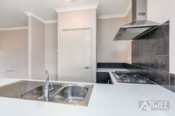 Listing image for 4 Tompkins Way, Harrisdale  WA  6112