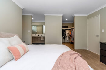 Listing image for 7 Llorens Way, Southern River  WA  6110