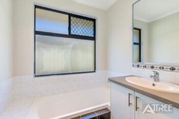 Listing image for 4 Magdalen Loop, Piara Waters  WA  6112