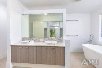 Listing image for 17 Battams Way, Byford  WA  6122