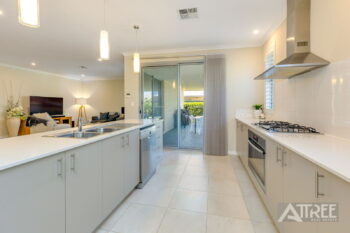 Listing image for 25 Holbeck Way, Baldivis  WA  6171