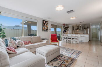 Listing image for 12 Middle Parkway, Canning Vale  WA  6155