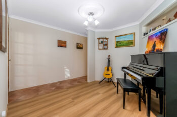 Listing image for 9 Castleton Way, Canning Vale  WA  6155