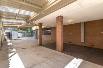 Listing image for 27 Ashburton Drive, Gosnells  WA  6110