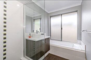 Listing image for 11 Weymouth Road, Aubin Grove  WA  6164