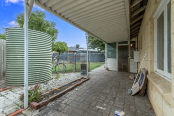 Listing image for 27 Connemara Drive, Thornlie  WA  6108