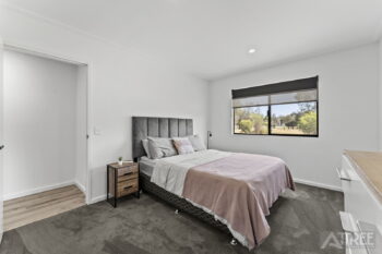 Listing image for 76 Florence Place, Oakford  WA  6121