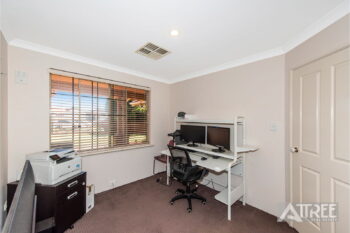 Listing image for 33 Romulea Mews, Canning Vale  WA  6155
